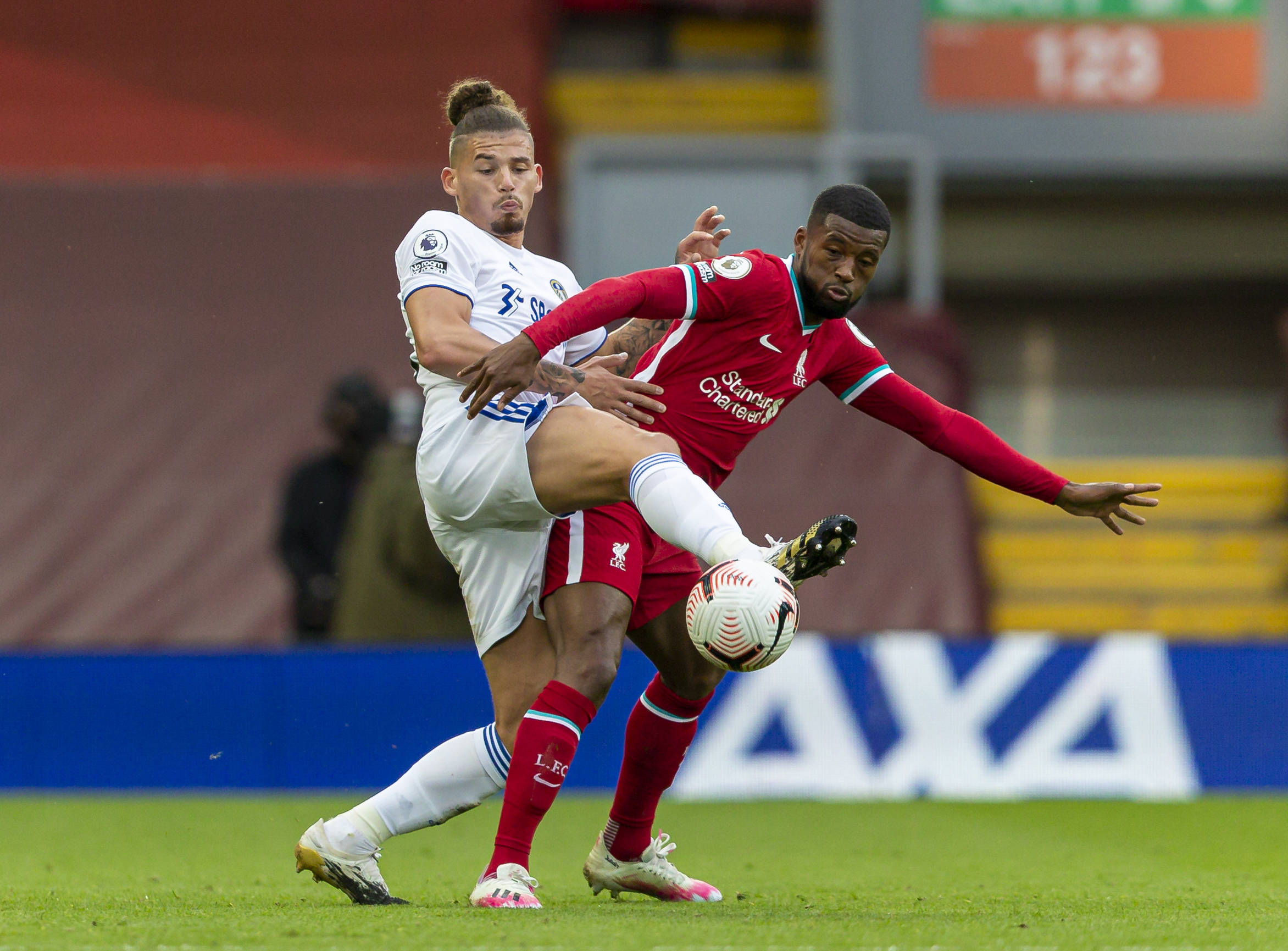 决定性地改 决定性地改